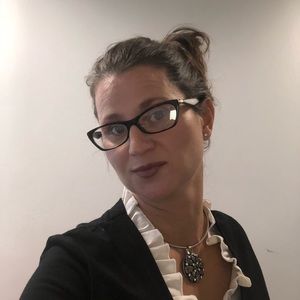 Meet your Posher, Kara